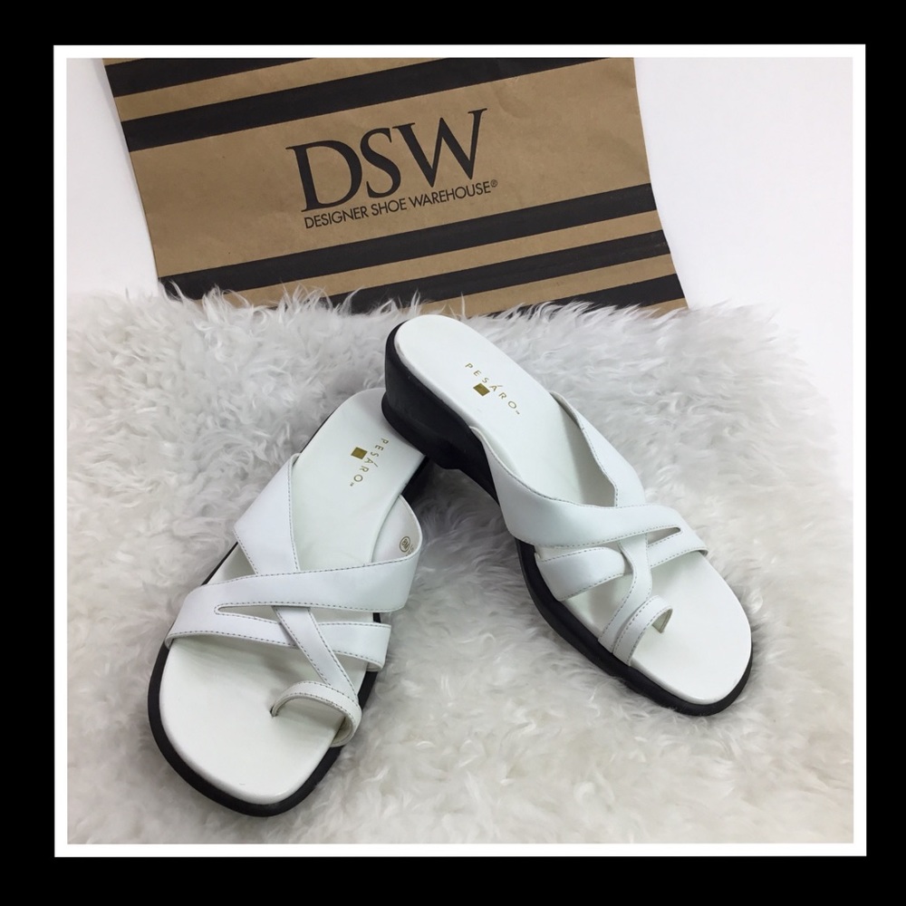 PESARO LOOPY WHITE TOE SANDAL 8